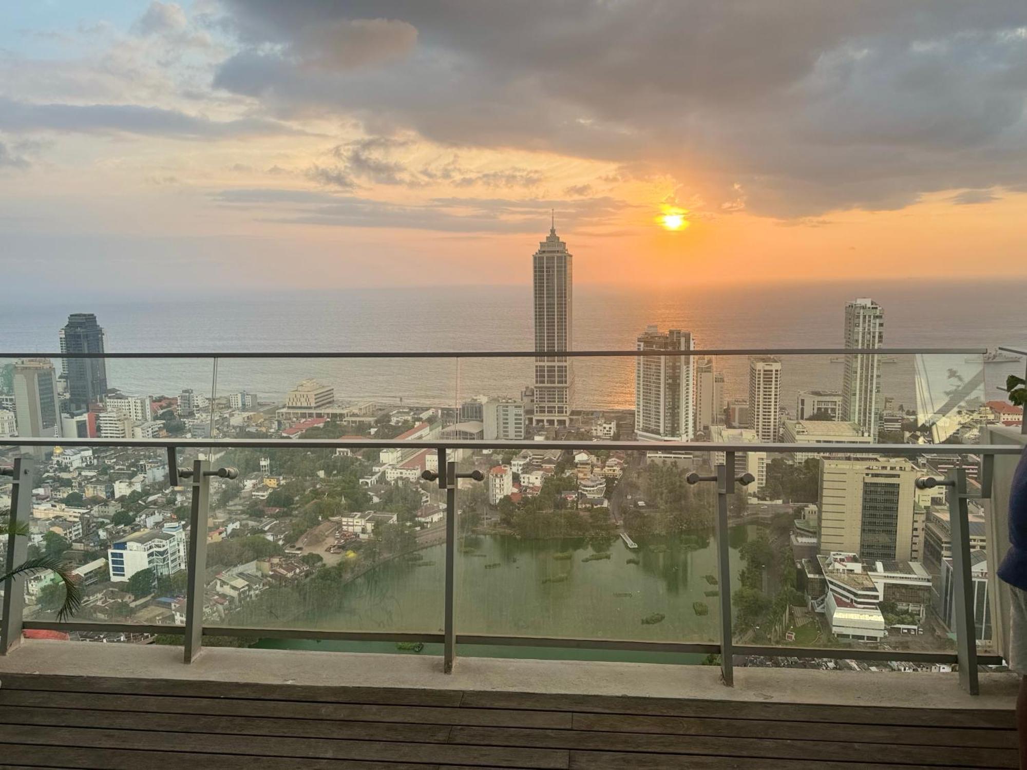 דירות Altair Luxury Colombo By Miracle מראה חיצוני תמונה